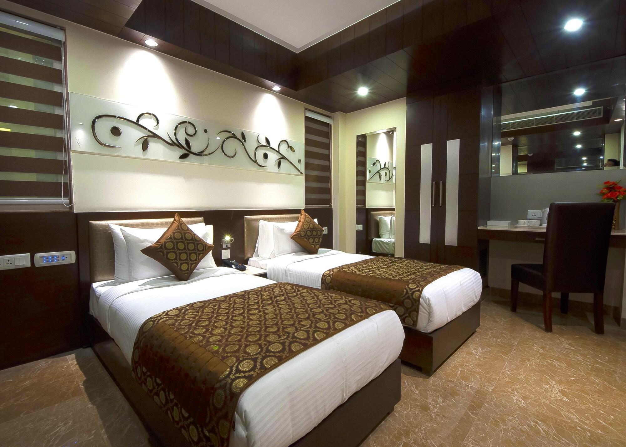 Hotel Golden Grand Delhi  Exterior foto