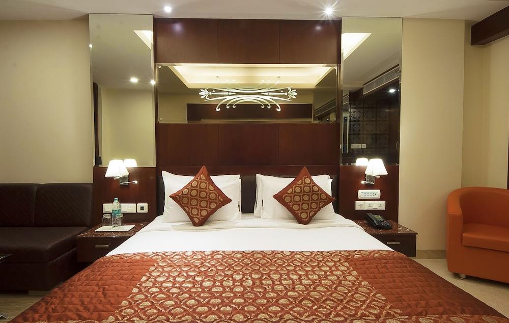 Hotel Golden Grand Delhi  Exterior foto