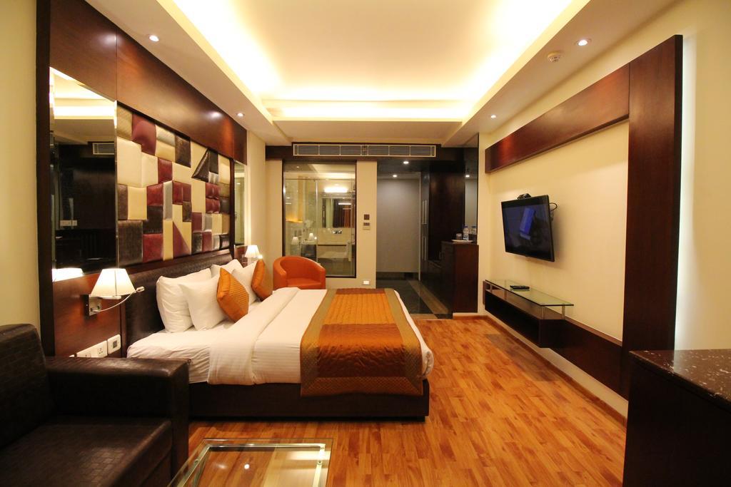 Hotel Golden Grand Delhi  Exterior foto