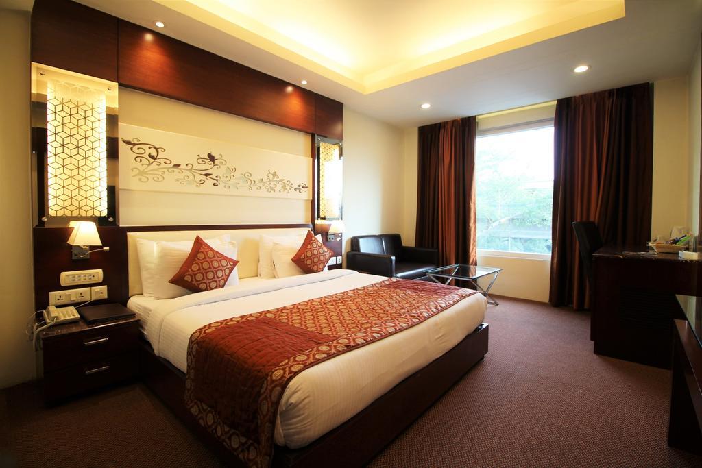 Hotel Golden Grand Delhi  Exterior foto