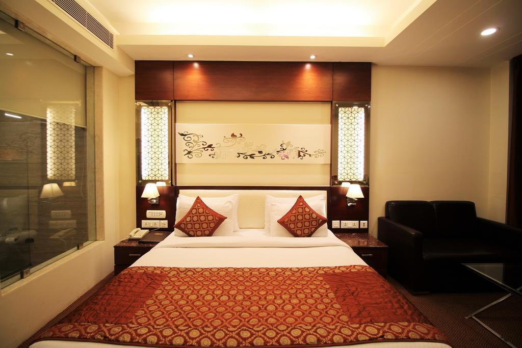 Hotel Golden Grand Delhi  Exterior foto